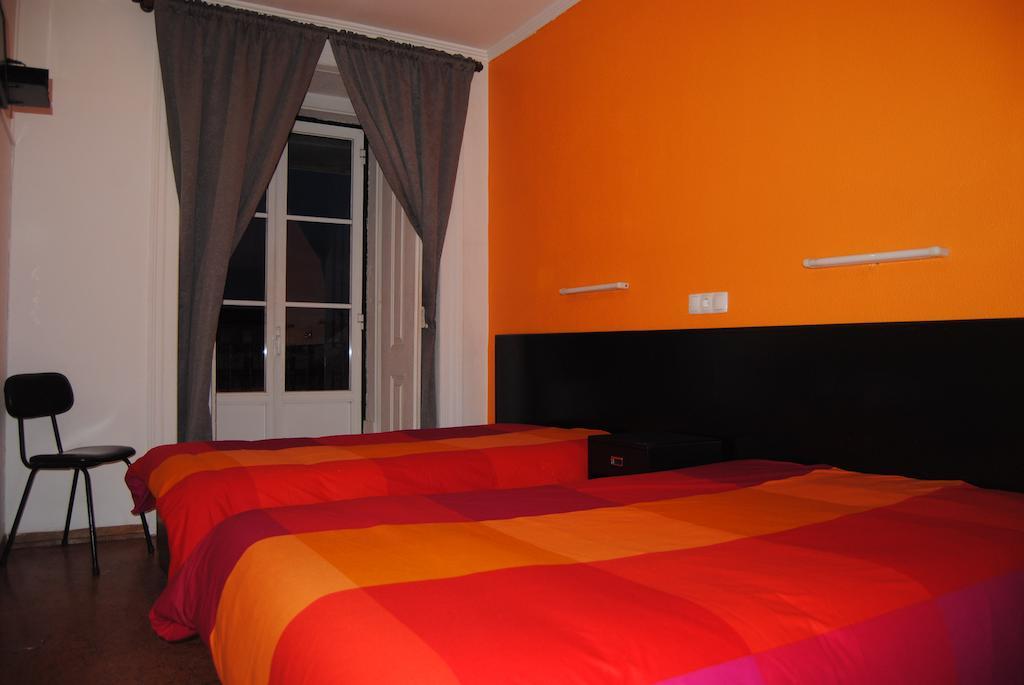Pensao Beira Minho Hotel Lisboa Szoba fotó
